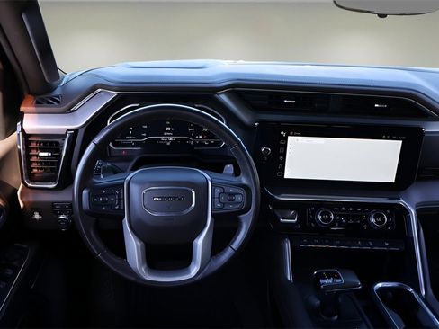 Used 2022 GMC Sierra 1500 Denali w/ Denali Reserve Package image 12