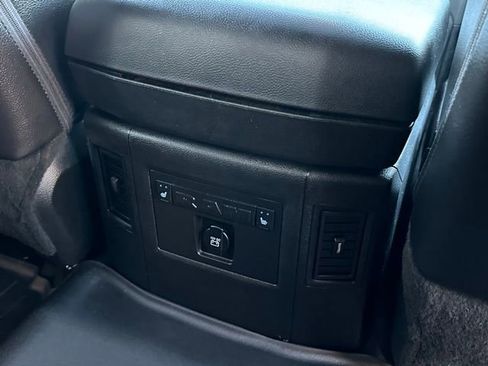 Used 2018 RAM 2500 Laramie w/ Sport Appearance Group image 34