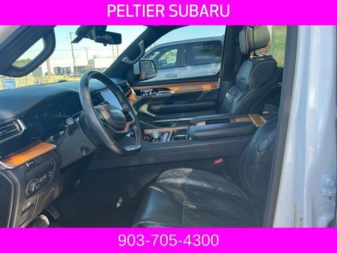 Used 2022 Jeep Grand Wagoneer Series III w/ Flexible Seating Group image 6