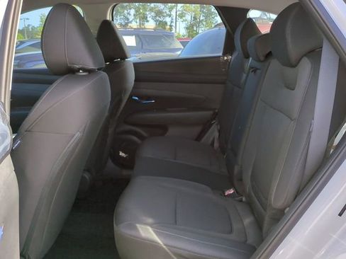 New 2026 Hyundai Tucson SE image 13
