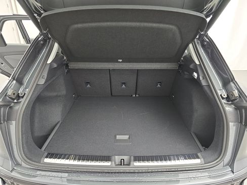 New 2026 Audi Q3 quattro 2.0T image 12