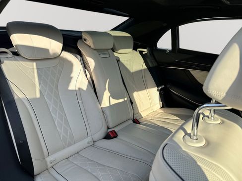 Used 2015 Mercedes-Benz S 550 Sedan image 27