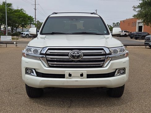 Used 2019 Toyota Land Cruiser AWD/4WD image 10