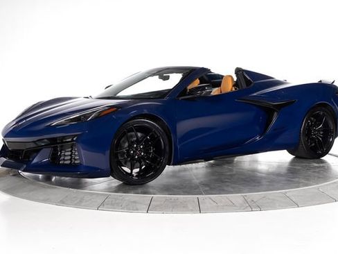Used 2025 Chevrolet Corvette Z06 RWD image 1