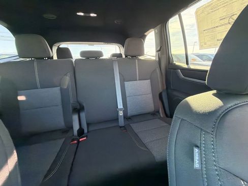 New 2026 GMC Acadia Elevation AWD/4WD image 14