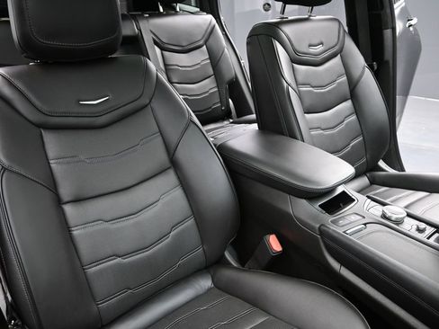 Certified 2025 Cadillac XT6 Premium Luxury w/ Platinum Package image 24