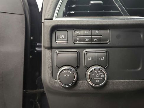 Used 2025 Chevrolet Tahoe Premier image 37