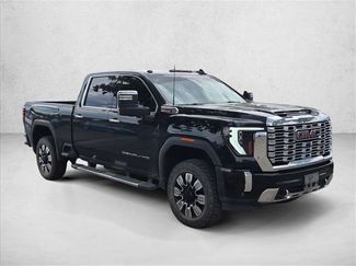 Used 2024 GMC Sierra 3500 Denali AWD/4WD video 3