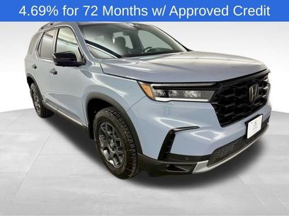 Certified 2025 Honda Pilot TrailSport