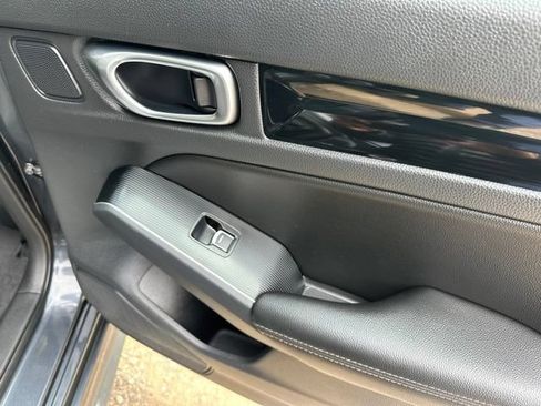Used 2024 Honda Civic Touring image 21