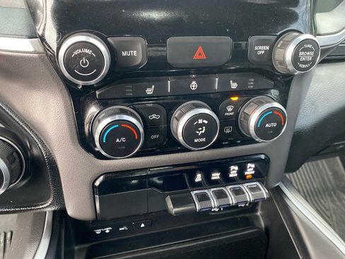 Used 2019 RAM 1500 Big Horn image 18