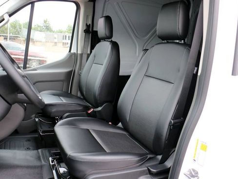 New 2026 Ford Transit 250 148 Medium Roof Extended AWD image 13