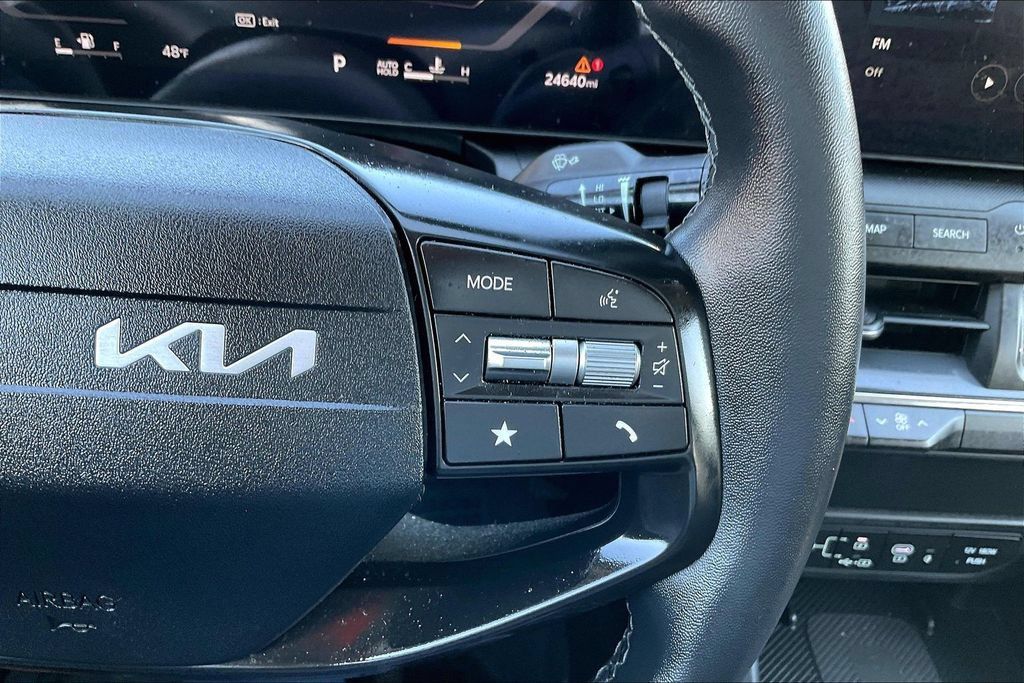 Used 2025 Kia K4 EX FWD image 12