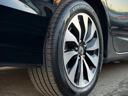 Used 2017 Honda Accord EX-L image 27