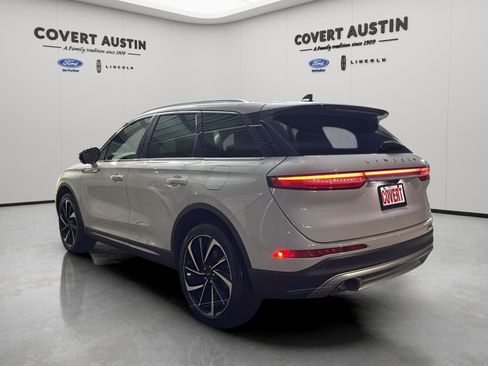 Used 2024 Lincoln Corsair Reserve w/ Equipment Group 201A image 3