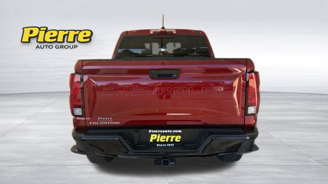 Used 2023 Chevrolet Colorado Trail Boss w/ Technology Package AWD/4WD image 3