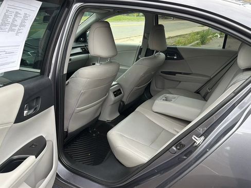 Used 2015 Honda Accord EX-L image 27