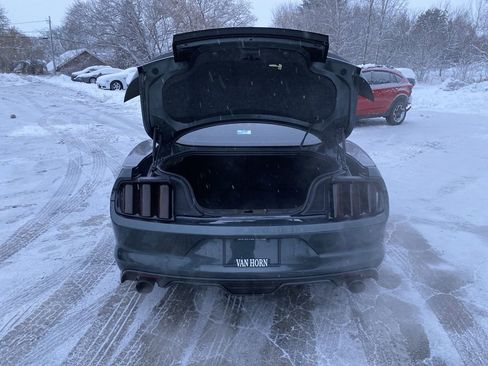 Used 2016 Ford Mustang GT Premium image 16