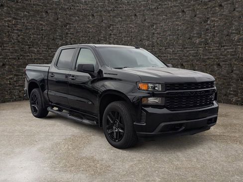 Used 2020 Chevrolet Silverado 1500 Custom w/ Rally Edition image 2