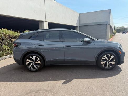Used 2024 Volkswagen ID.4 2WD image 5