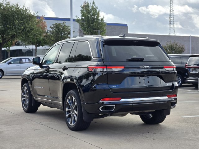 Used 2023 Jeep Grand Cherokee Overland w/ Advanced Protech Group III AWD/4WD image 5