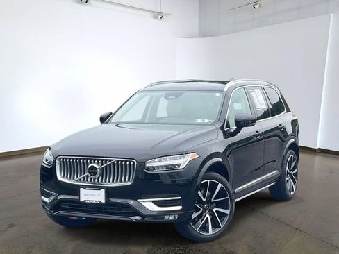 Used 2023 Volvo XC90 B6 Plus AWD/4WD image 1