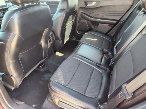 Used 2023 Ford Escape ST-Line Elite image 29