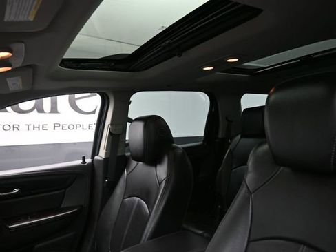 Used 2017 GMC Acadia Limited SLT image 17