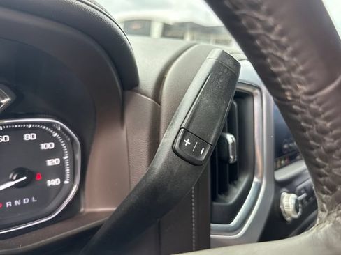 Used 2022 GMC Sierra 1500 SLT AWD/4WD image 14