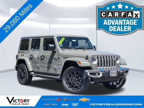 Used 2023 Jeep Wrangler Unlimited Sahara w/ Cold Weather Group AWD/4WD image 1
