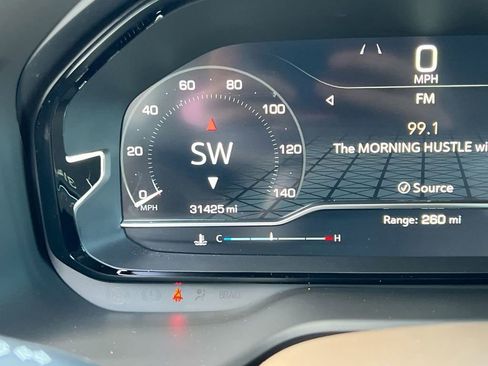 Used 2023 GMC Yukon Denali image 14