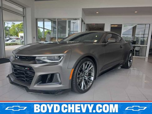 Used 2023 Chevrolet Camaro ZL1 RWD image 1