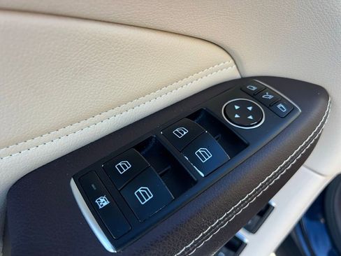 Used 2019 Mercedes-Benz GLS 450 4MATIC image 46