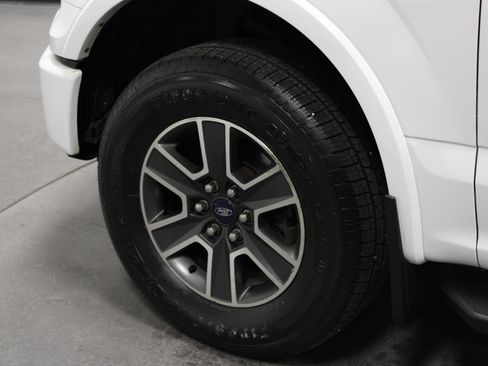 Used 2016 Ford F150 XLT w/ Equipment Group 302A Luxury image 10