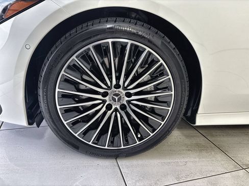Used 2026 Mercedes-Benz CLE 450 4MATIC Cabriolet image 18