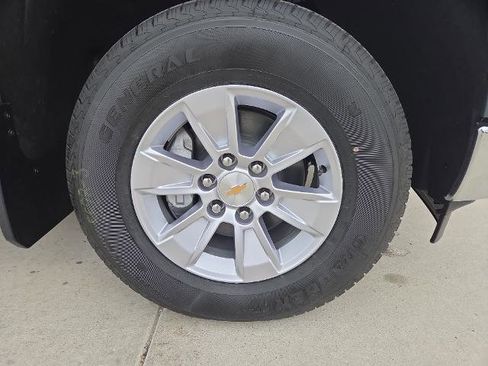 New 2026 Chevrolet Silverado 1500 LT w/ LPO, Dark Essentials Package image 24