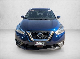 Used 2020 Nissan Kicks SV video 2