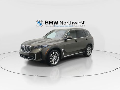 New 2026 BMW X5 xDrive50e AWD/4WD image 9