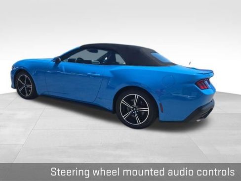 Used 2025 Ford Mustang Premium RWD image 17