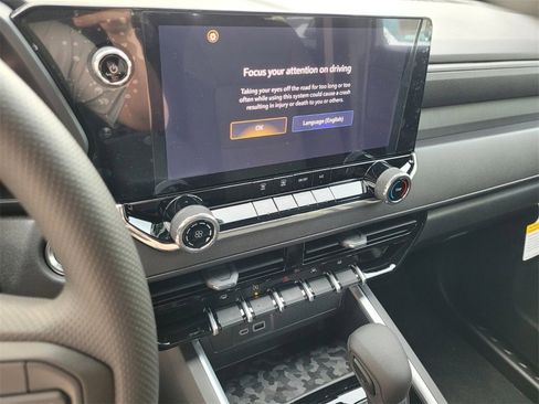 New 2026 Chevrolet Colorado W/T image 27