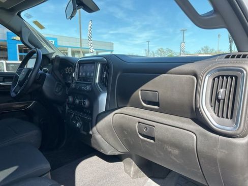 Used 2022 Chevrolet Silverado 1500 LT image 33