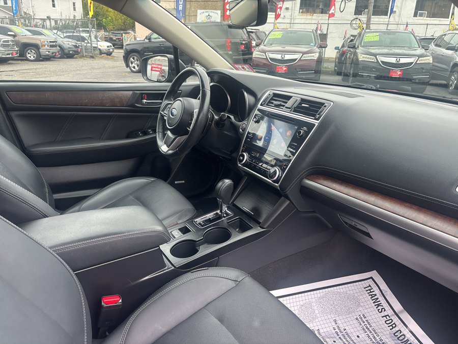 Used 2019 Subaru Outback 2.5i Limited AWD/4WD image 34