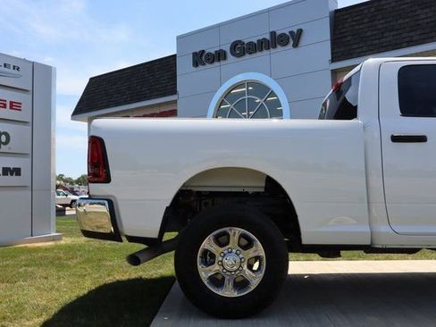 New 2025 RAM 2500 Big Horn AWD/4WD image 41