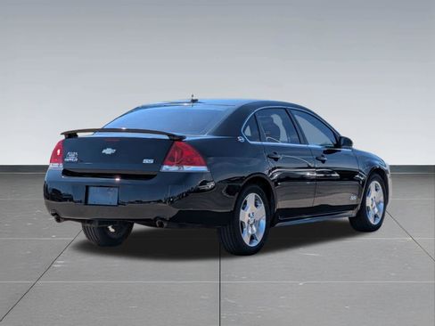 Used 2009 Chevrolet Impala SS w/ Convenience Package FWD image 5