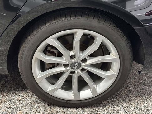 Used 2019 Audi A4 2.0T Premium Plus w/ Premium Plus Package image 6