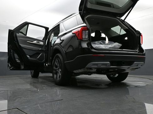 New 2026 Ford Explorer Active w/ Active Comfort Package image 41