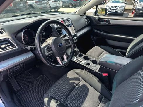 Used 2017 Subaru Outback 2.5i Premium AWD/4WD image 13