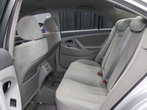 Used 2007 Toyota Camry XLE image 16