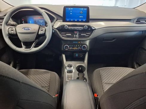 Used 2023 Ford Escape Active w/ Cold Weather Package FWD image 9