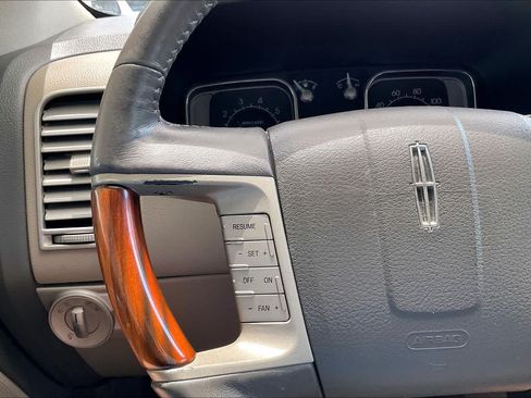 Used 2007 Lincoln MKX 2WD image 21